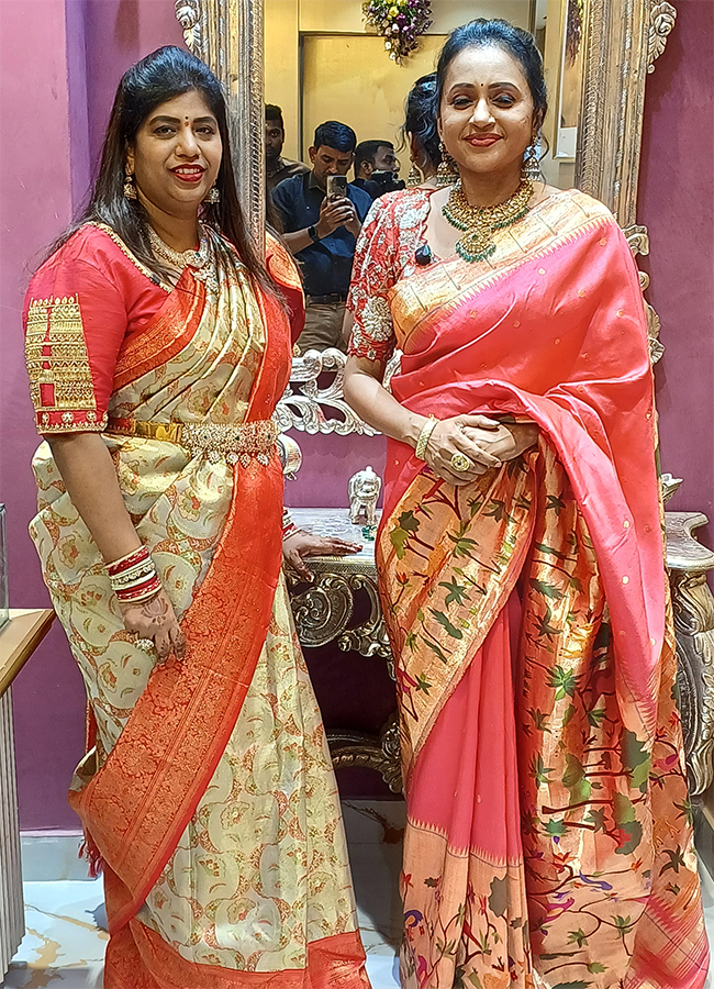 Anchor Suma creates buzz at jewelry shop opening4