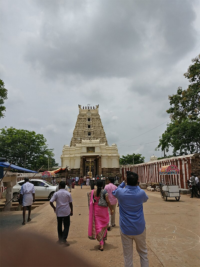 Devotional : Penna Ahobilam Near Anantapuramu Andhra Pradesh Photos 14