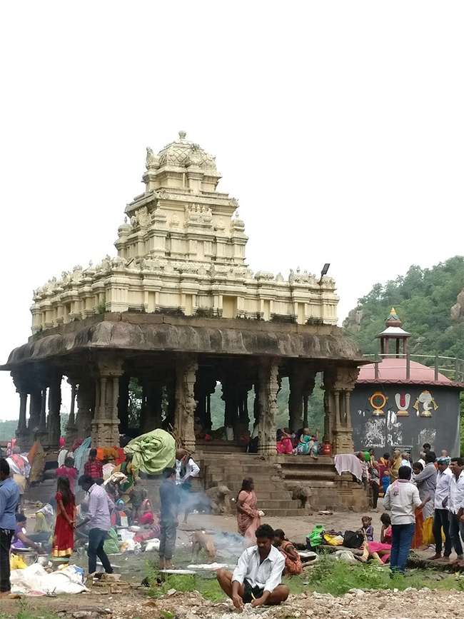 Devotional : Penna Ahobilam Near Anantapuramu Andhra Pradesh Photos 15
