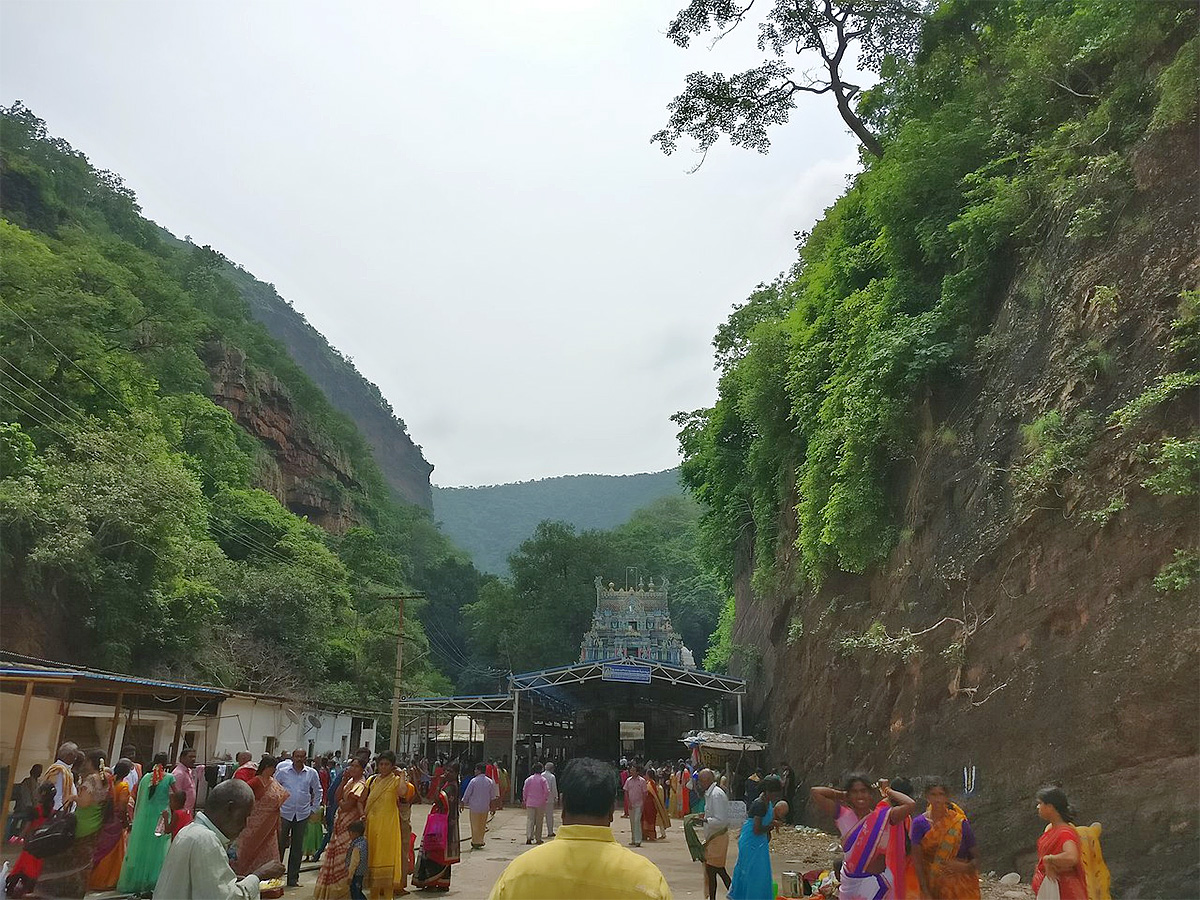 Devotional : Penna Ahobilam Near Anantapuramu Andhra Pradesh Photos 6