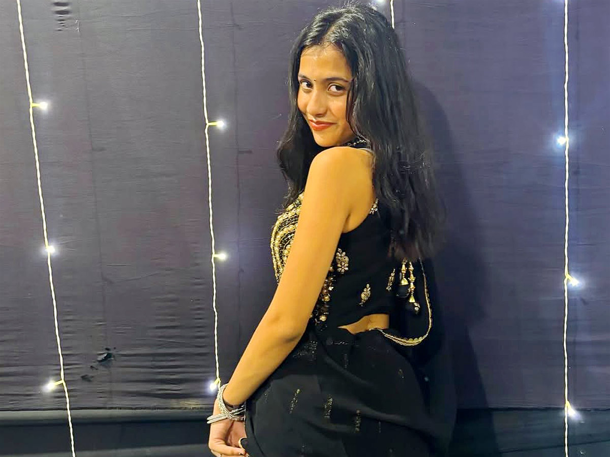 Divya Deshmukh is the first Indian woman champion, Becomes Grandmaster Photos14