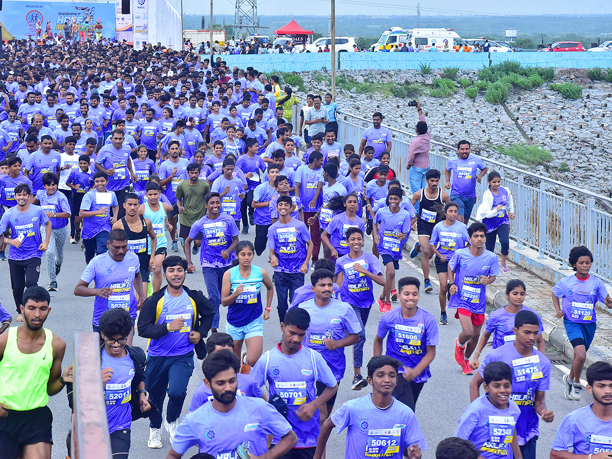 Half Marathon At Ranganayaka Sagar In Siddipet Photos20