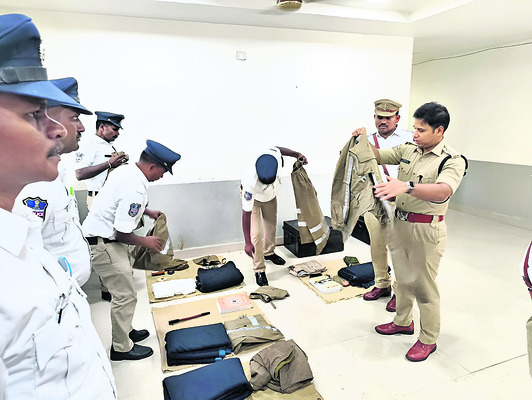 ప్రమాదాలపై అవగాహన కల్పించాలి2
