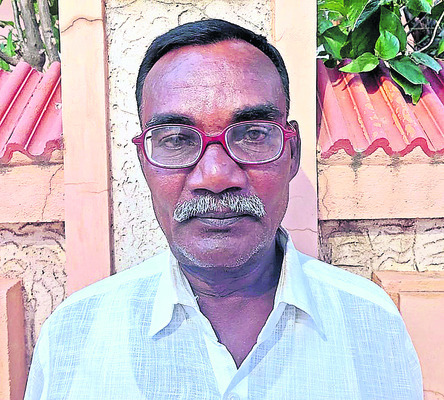 టీడీపీ నేతల దౌర్జన్యం 1