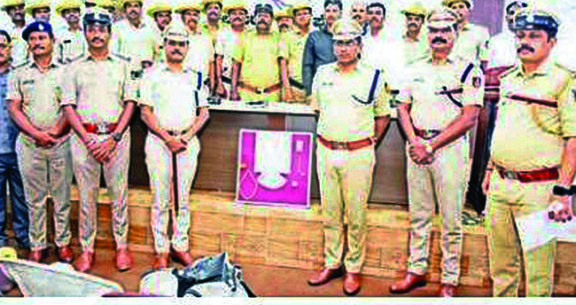 మహిళ హత్య కేసులో నలుగురి అరెస్ట్‌ 1