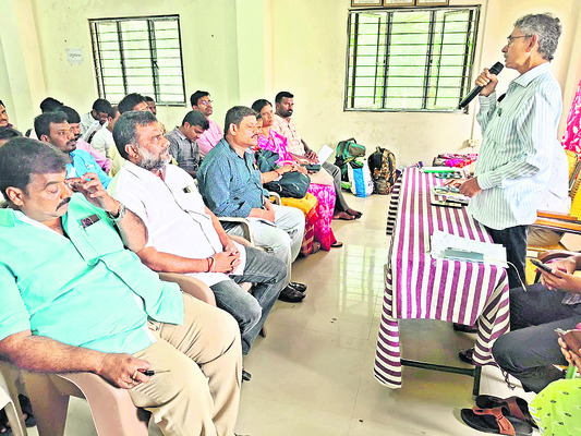 పారదర్శకంగా ఉపాధి పనుల తనిఖీ 1