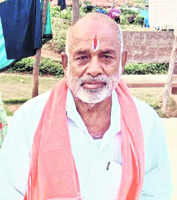 స్కూల్‌ బస్సు కింద పడి వ్యక్తి దుర్మరణం 2