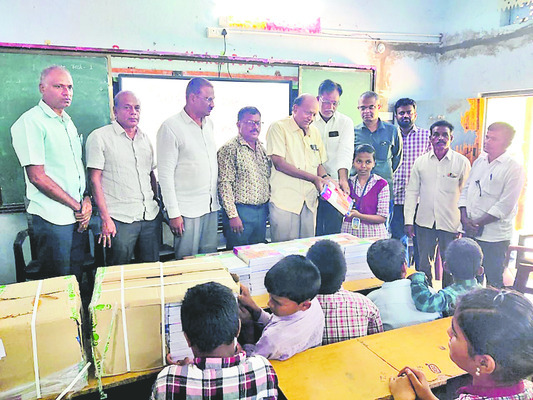 ప్రకృతిని రక్షించుకుందాం
3