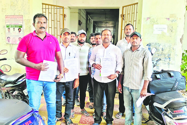 మీకోసంలో సమస్యల వెల్లువ1