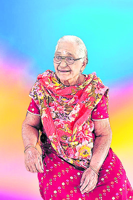 మాతృమూర్తుల కళ్లు సజీవం 2