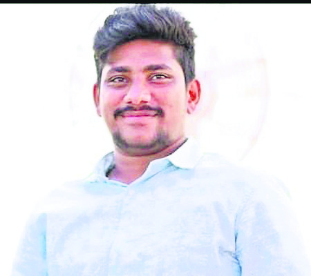 షటిల్కోర్టులో గుండెపోటు1
