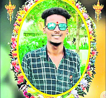 యువకుడి మృతిపై ఆందోళన 1