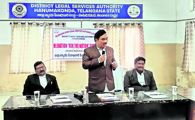 నార్కొటిక్స్ డీఎస్పీగా రమేశ్కుమార్1