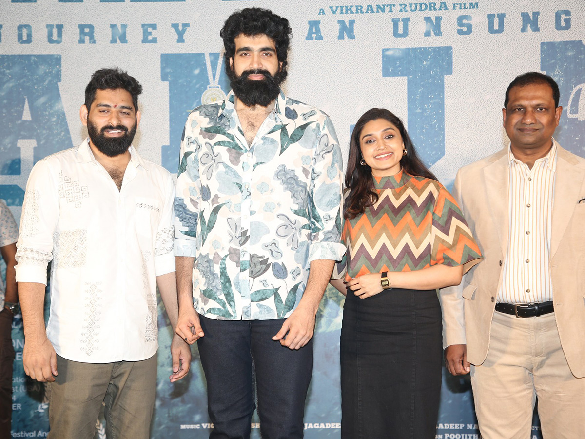 Arjun Chakravarthy Movie Teaser launch Photos13