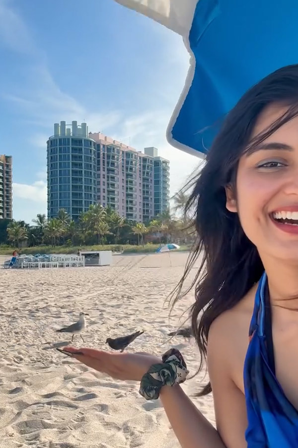 Bigg Boss Priyanka Jain beach vacation in the US Photos19