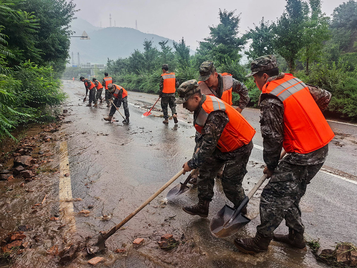 Heavy Floods In China Photos19