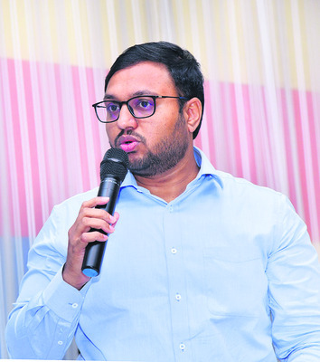 నాణ్యమైన విద్య, వైద్యం అందించాలి
1