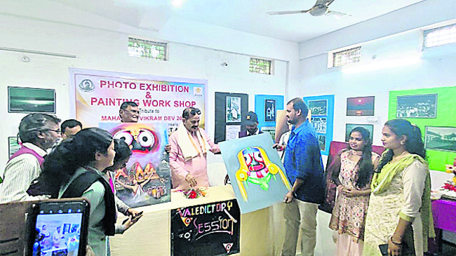● చిత్రకారులకు ఘన సత్కారం1