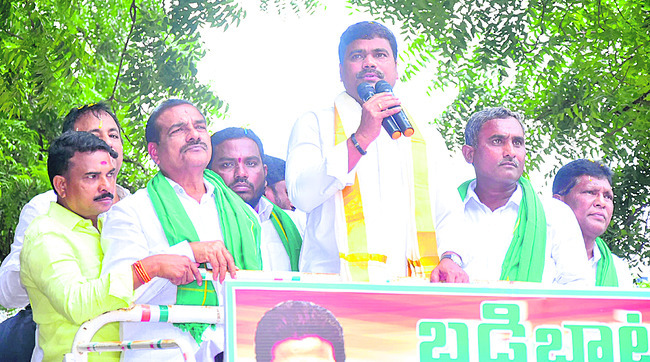 రైతులను రాజులను   చేయడమే లక్ష్యం
3