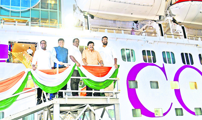విశాఖ చరిత్రలో ‘క్రూయిజ్ టెర్మినల్’ ఓ మైలురాయి1