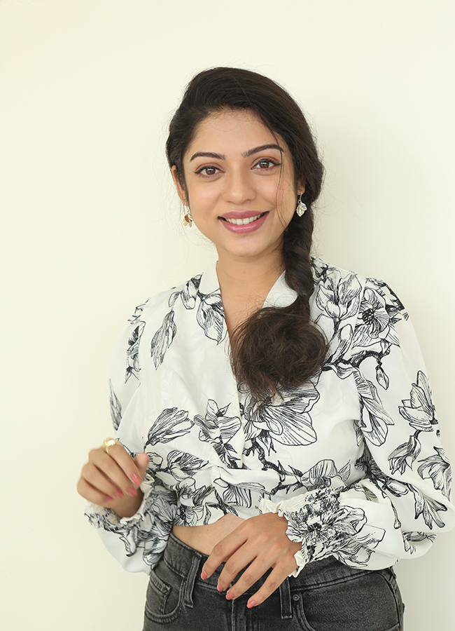 Actress Varsha Bollamma Interview Photos In Thammudu Movie14
