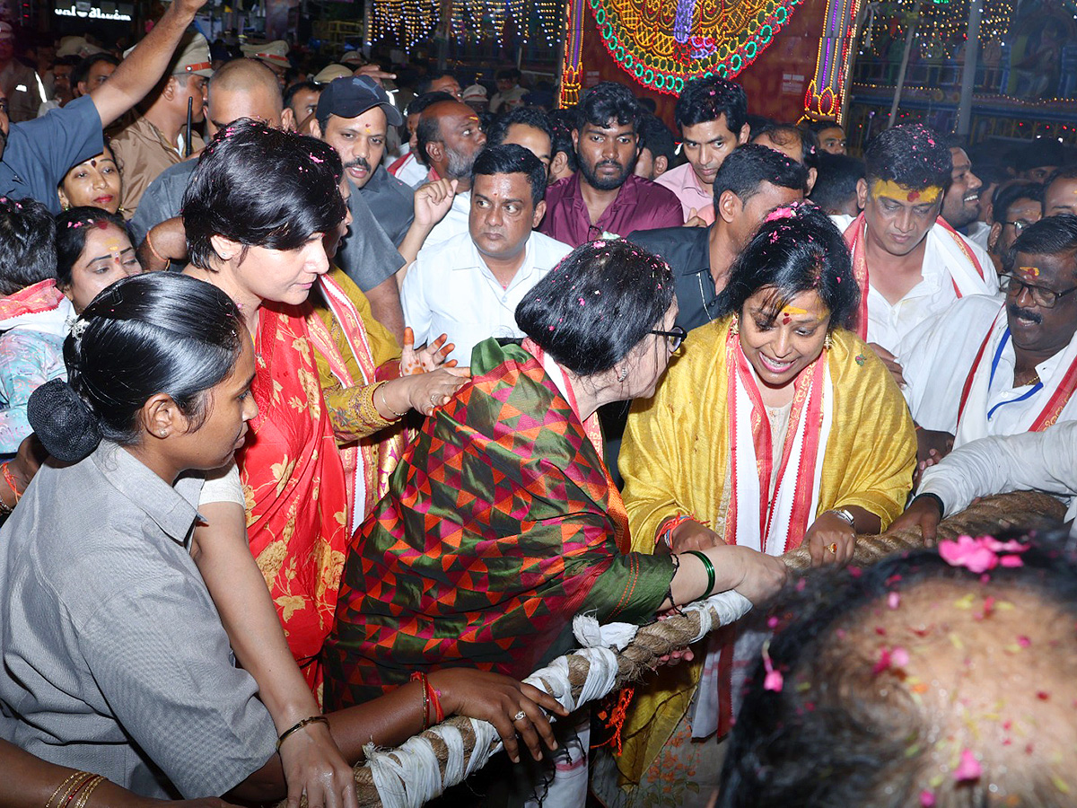 Bonalu 2025 : Balkampet Yellamma Rathotsavam 202510