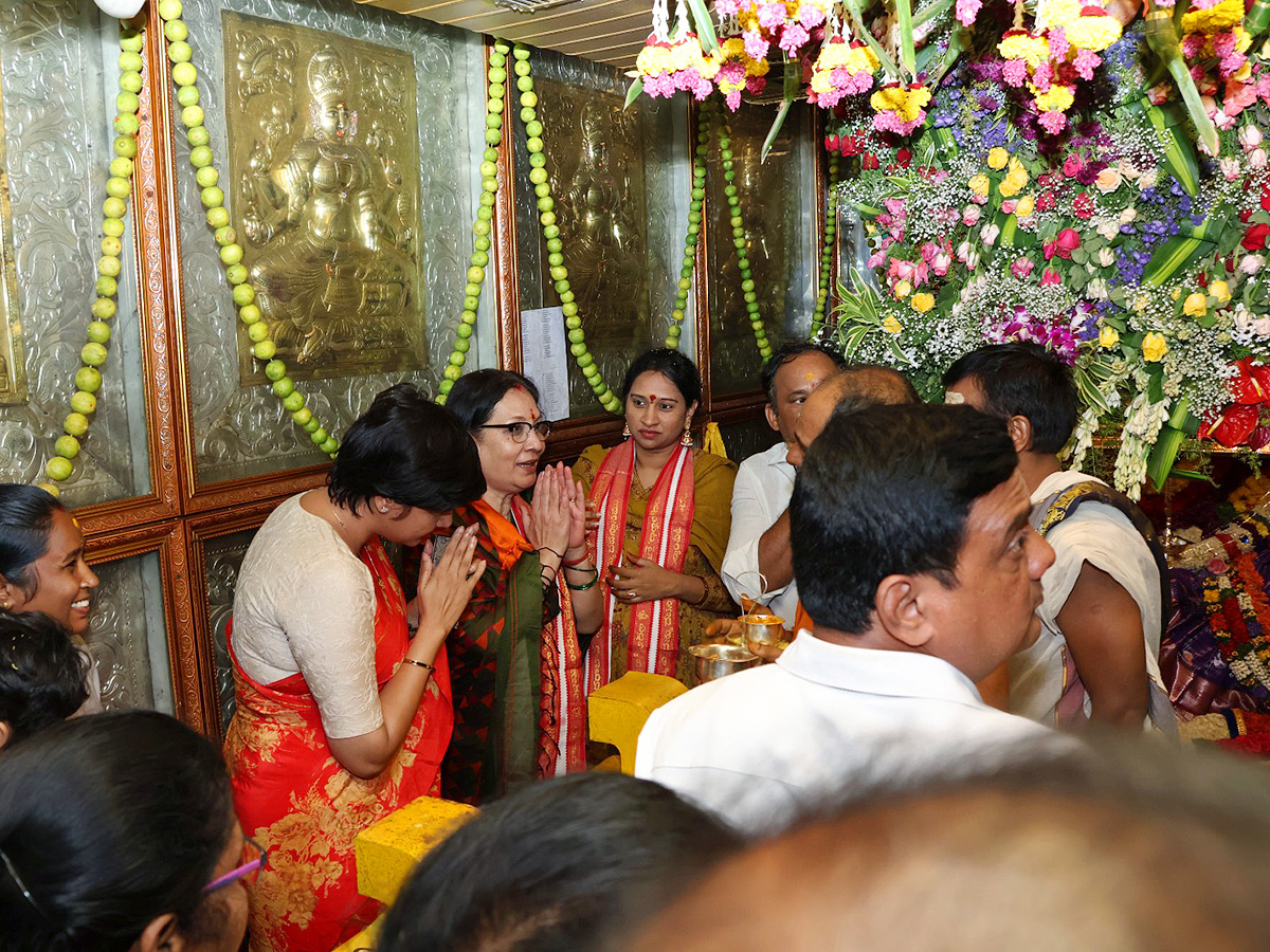 Bonalu 2025 : Balkampet Yellamma Rathotsavam 202512