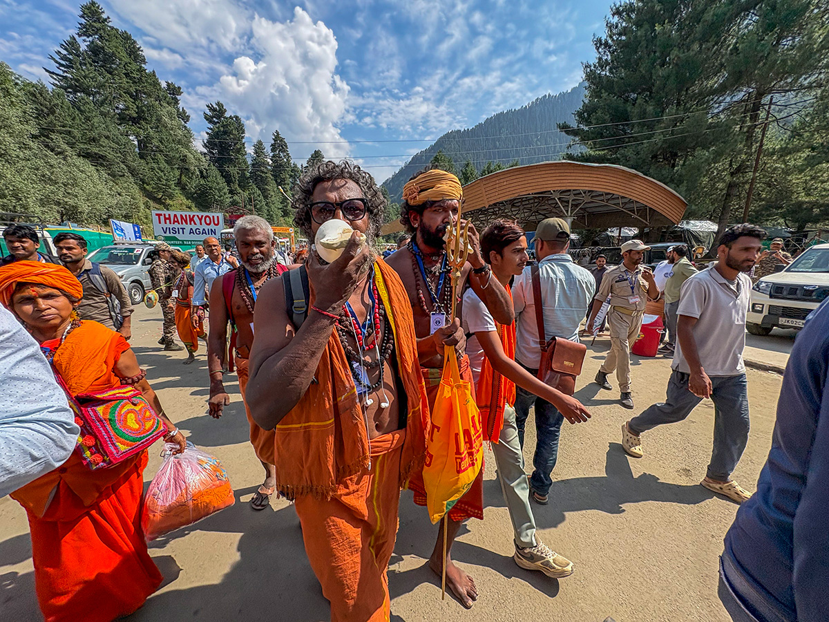 The Amarnath Yatra Being Welcomed Photos13