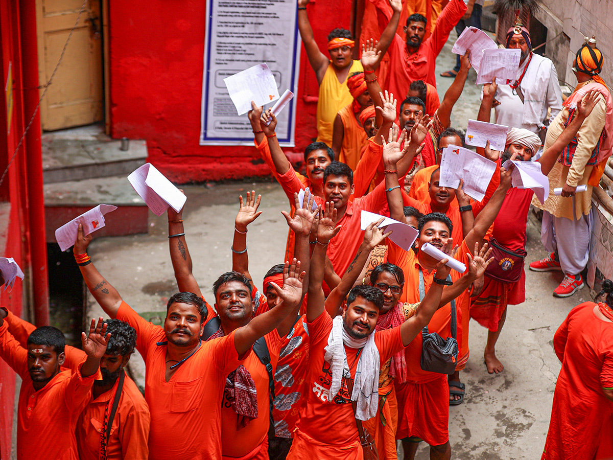 The Amarnath Yatra Being Welcomed Photos16