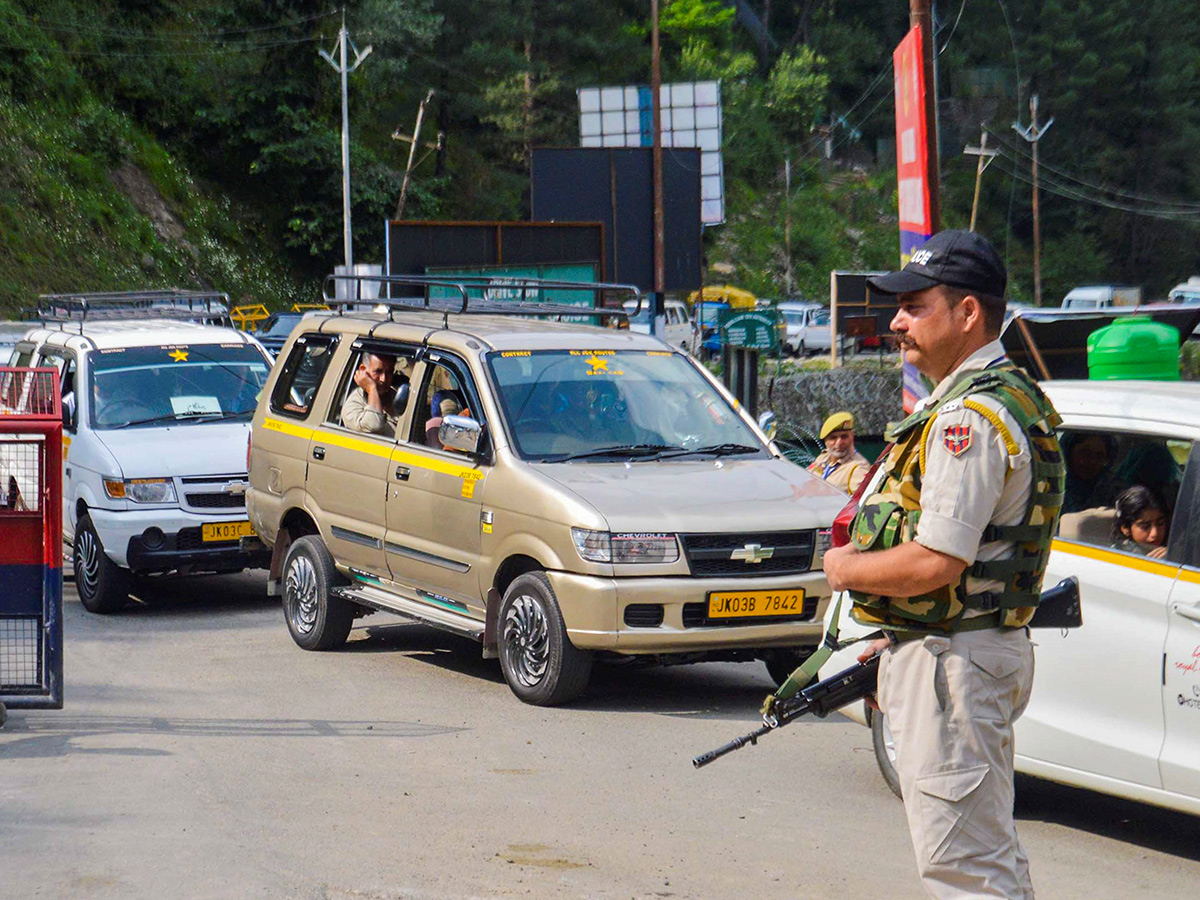 The Amarnath Yatra Being Welcomed Photos2