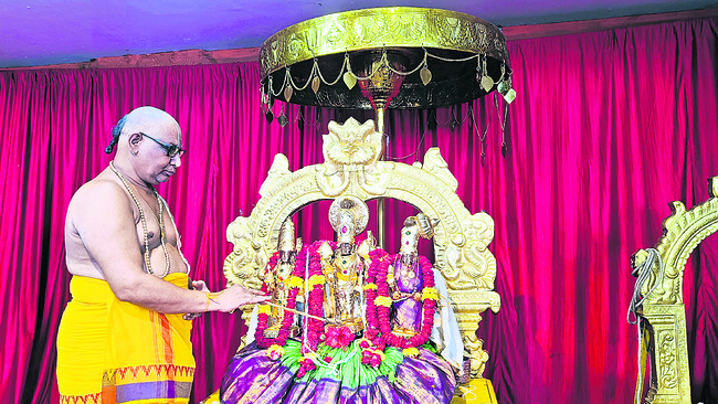 నేత్రపర్వంగా  రామయ్య నిత్యకల్యాణం1