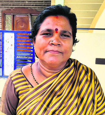 కూరగాయలను కొనలేకున్నాం
1