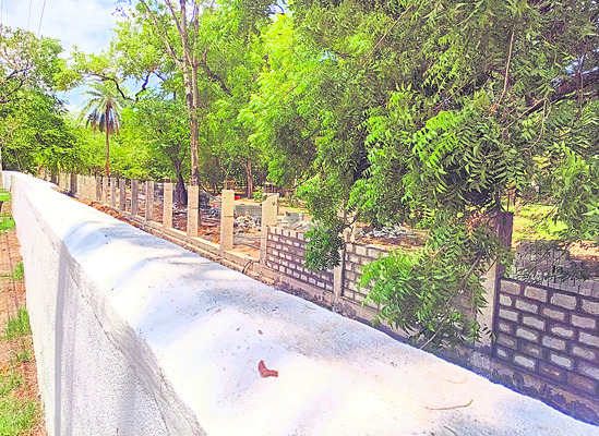 టెండర్‌ లేకుండానే పనులా? 1