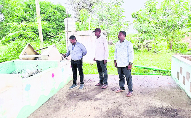 కాకతీయ కాలువ ద్వారా చెరువులు నింపండి
1