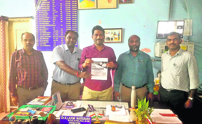 కలెక్టర్‌ను నేరుగా కలవొచ్చు
1