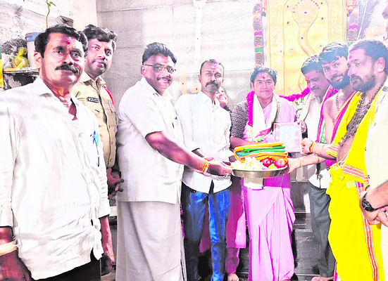 రానున్న ఐదు రోజులు ఎండ, గాలులే! 1