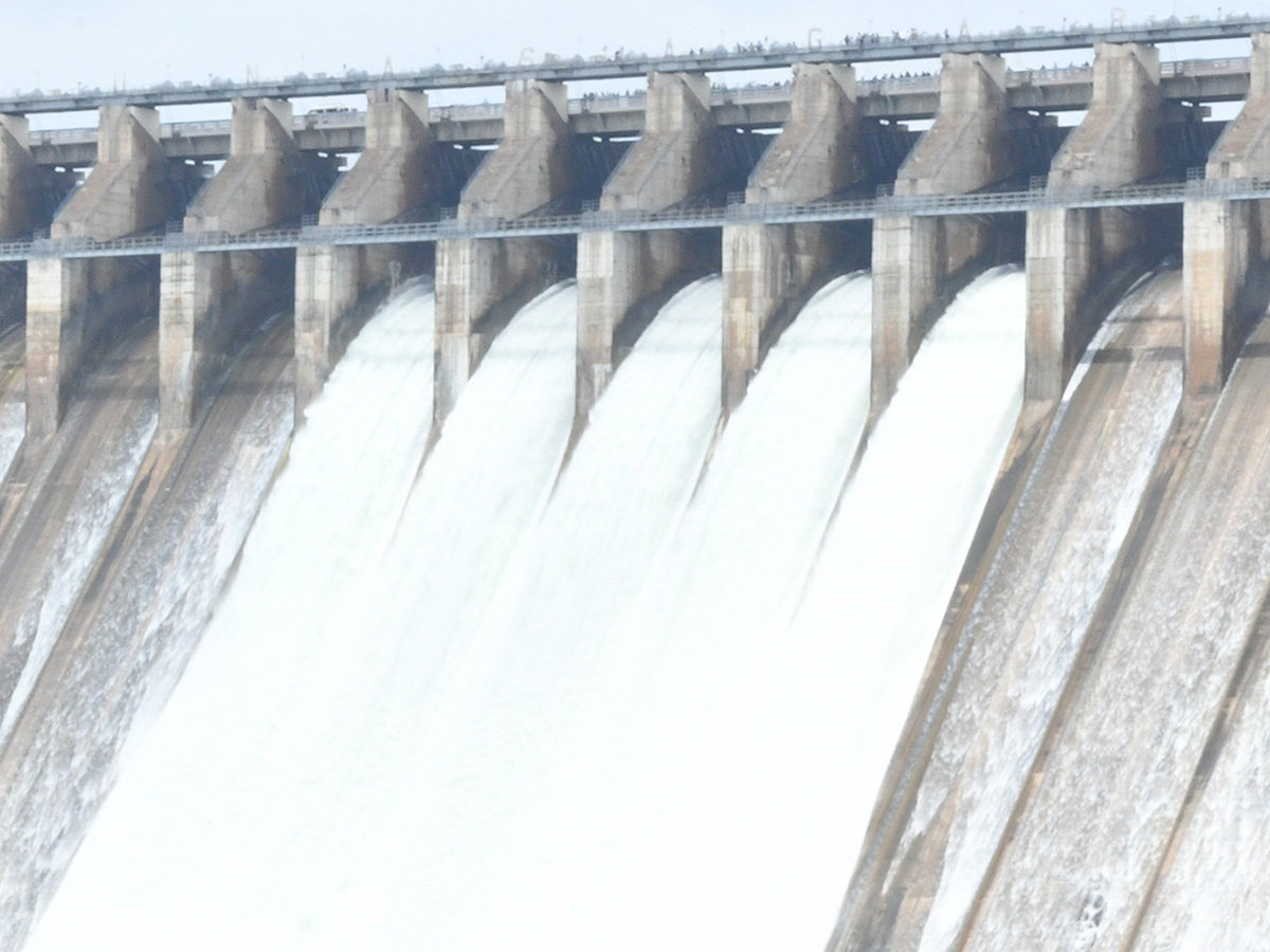Nagarjuna Sagar Dam Gates Open 2025 Photos28