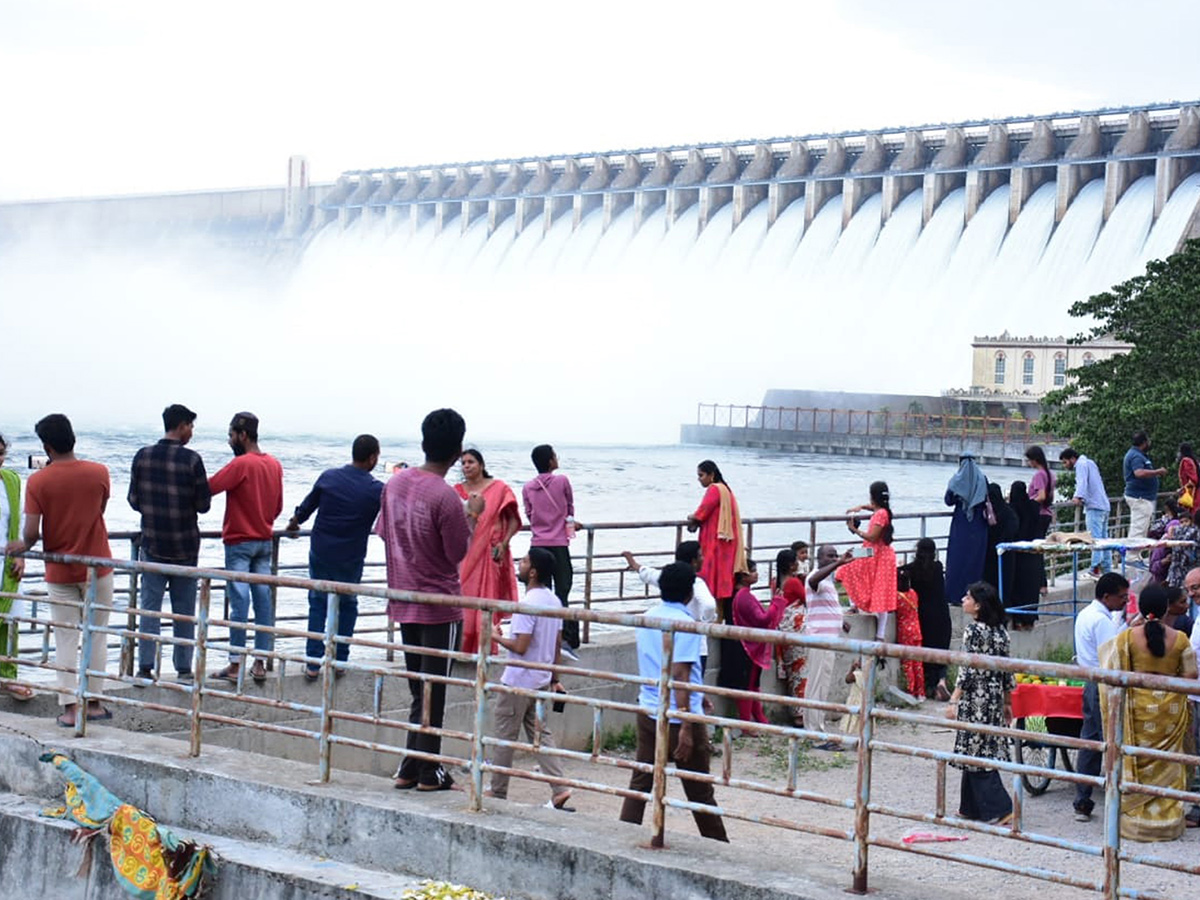 Nagarjuna Sagar Dam Gates Open 2025 Photos30