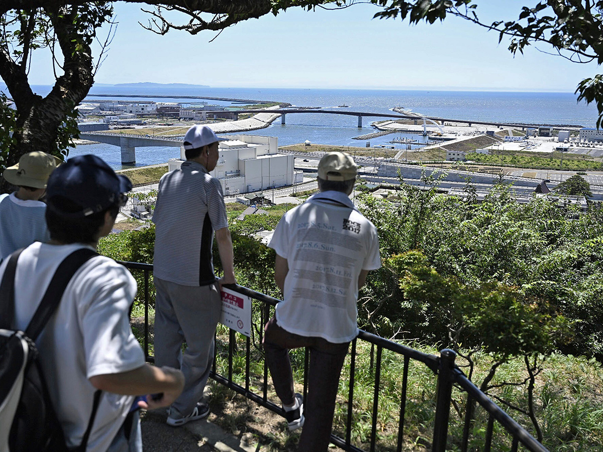 Tsunami hits coast of Japan after massive Russia earthquake6