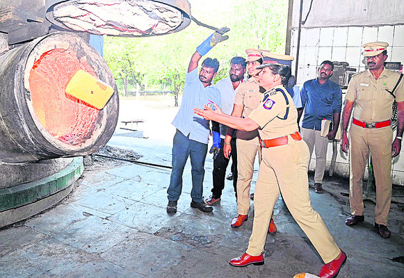 క్లుప్తంగా1
