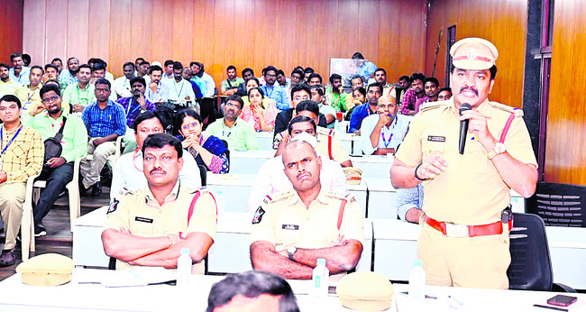 పటిష్ట భద్రతా ఏర్పాట్లు చేసుకోండి1