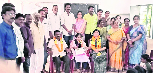 ట్రిపుల్‌ ఐటీలో ముగిసిన  ప్లేస్‌మెంట్‌ స్కిల్స్‌ శిక్షణ1