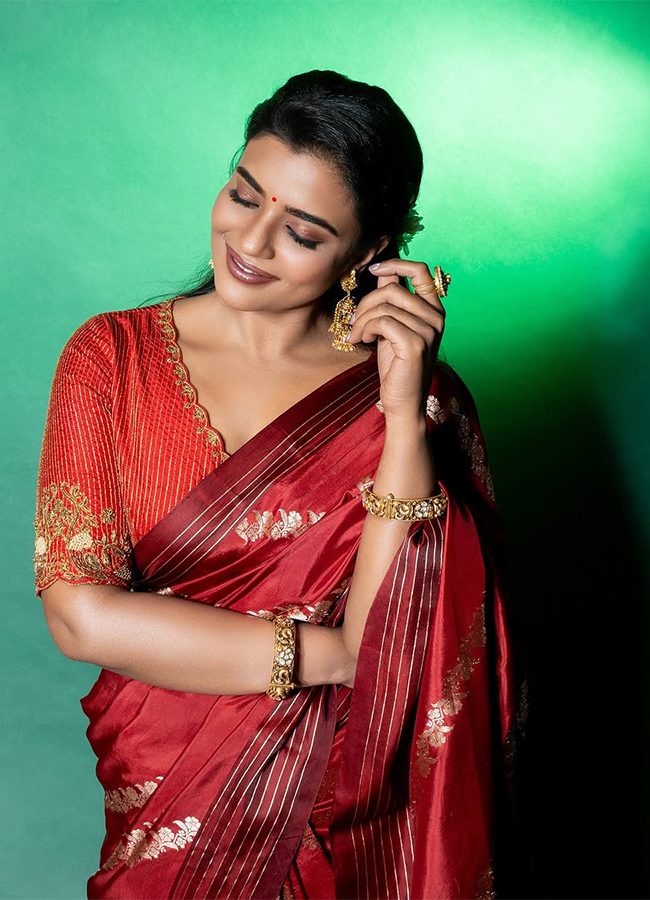 Tollywood Actress Aishwarya Rajesh Latest Photos14