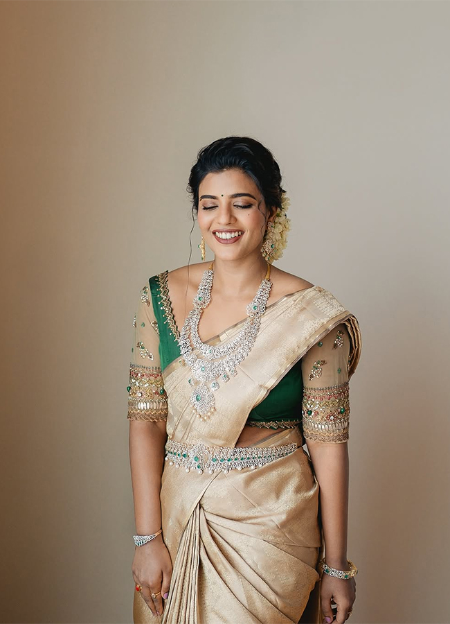 Tollywood Actress Aishwarya Rajesh Latest Photos18