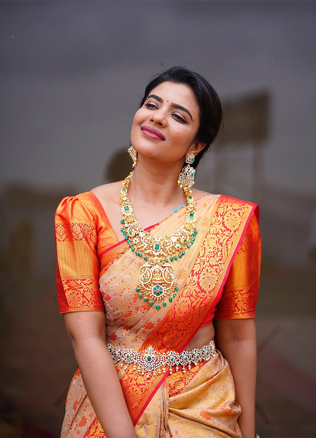 Tollywood Actress Aishwarya Rajesh Latest Photos4