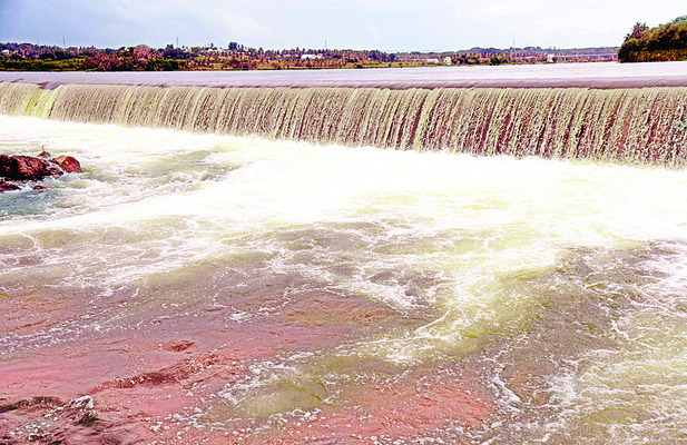 కరావళి, మలెనాడులో కుంభవృష్టి 1