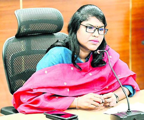 ఐచ్ఛిక సెలవులకు అనుమతి ఇవ్వండి
1
