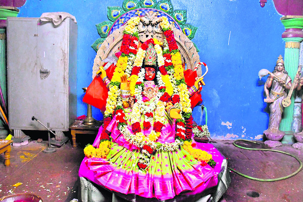 న్యూస్రీల్1