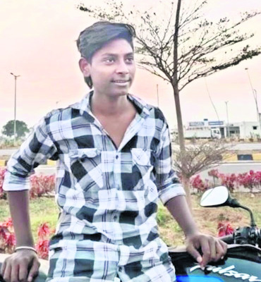 మృత్యువులోనూ వీడని స్నేహం 1