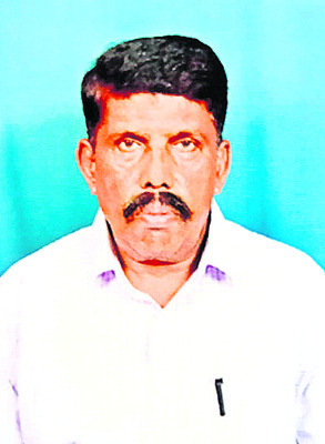 పేద విద్యార్థుల ఆరోగ్యం గాల్లో దీపం
5